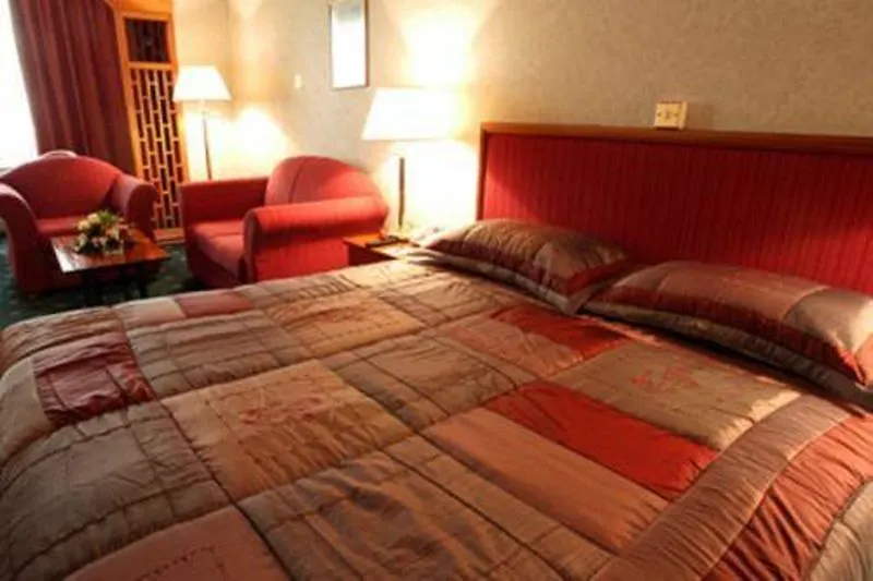 The George Hotel By Saffron, Dubai Creek 3*,