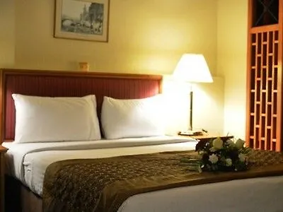 The George Hotel By Saffron, Dubai Creek 3*,