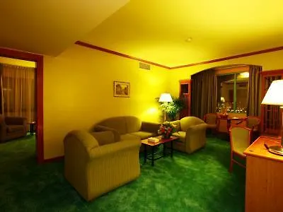 The George Hotel By Saffron, Dubai Creek